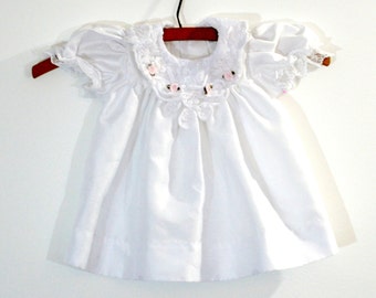 Vintage White Baby Girl Dress with Pink Rosettes White Lace . 3 - 6 months . Christening Dress . Holiday Dress .