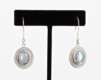 Labradorite 070 - Earrings - Sterling Silver