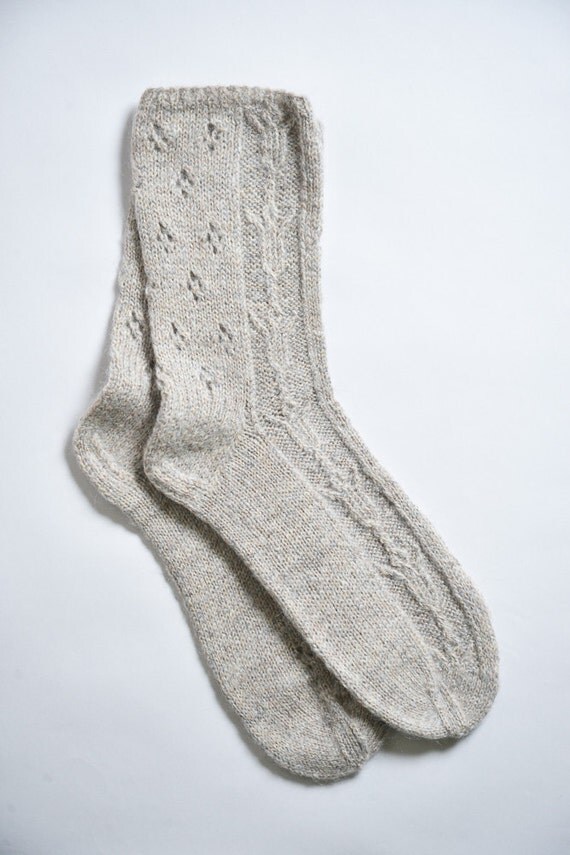 Grey hand knitted women wool socks. by PichPawcrafts on Etsy