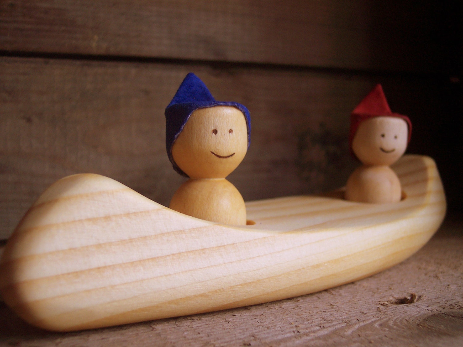 Wooden canoe wooden natural boat bath toy by LAtelierChevaldeBois