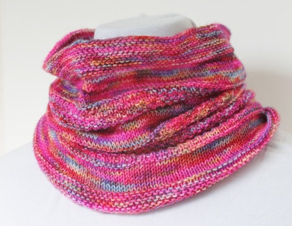 Clementine Cowl Pattern - knit cowl using fingering or sock weight yarn - gre...