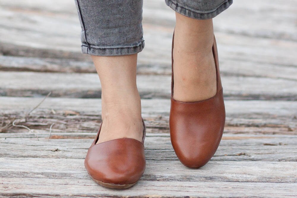 flat brown leather shoes