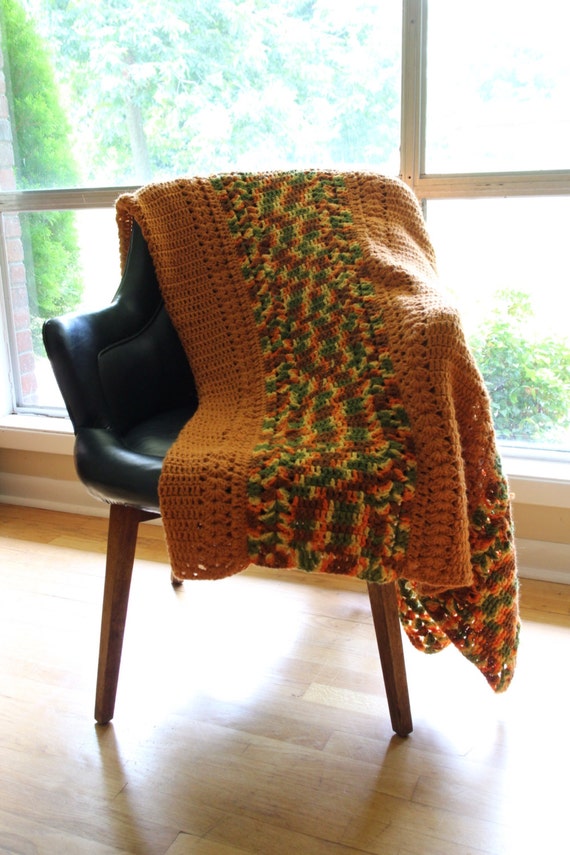 Items similar to Vintage Handmade Afghan Throw Blanket on Etsy