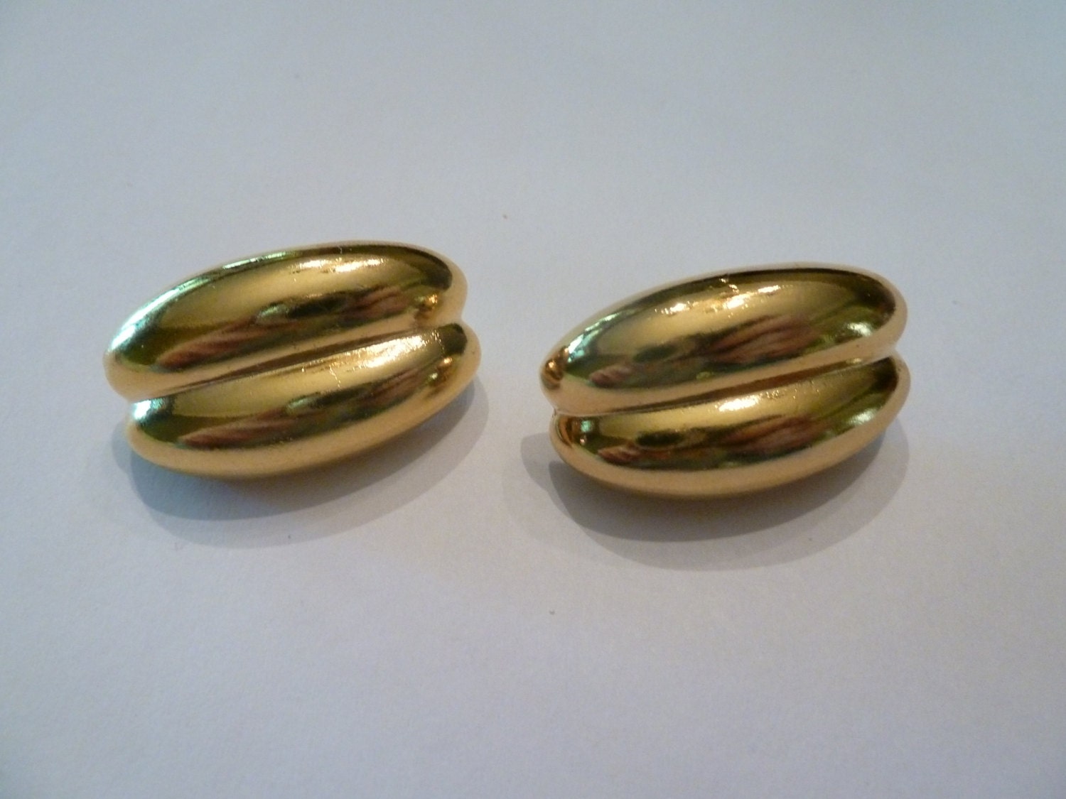 1980s gold earrings