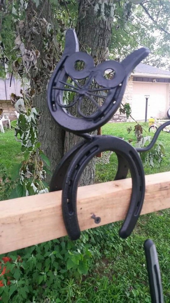 Items similar to Kitty Cat that will never run away! Made of Horseshoes