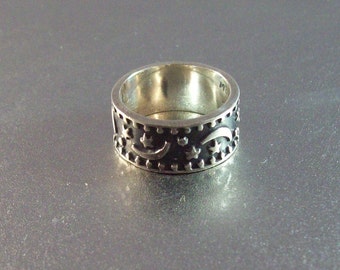 Vintage Sterling Moon Stars Ring, Celestial Cigar Band, Raised Design ...