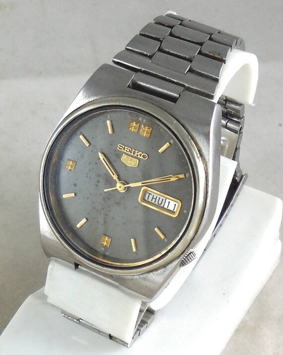 vintage seiko 5 watches