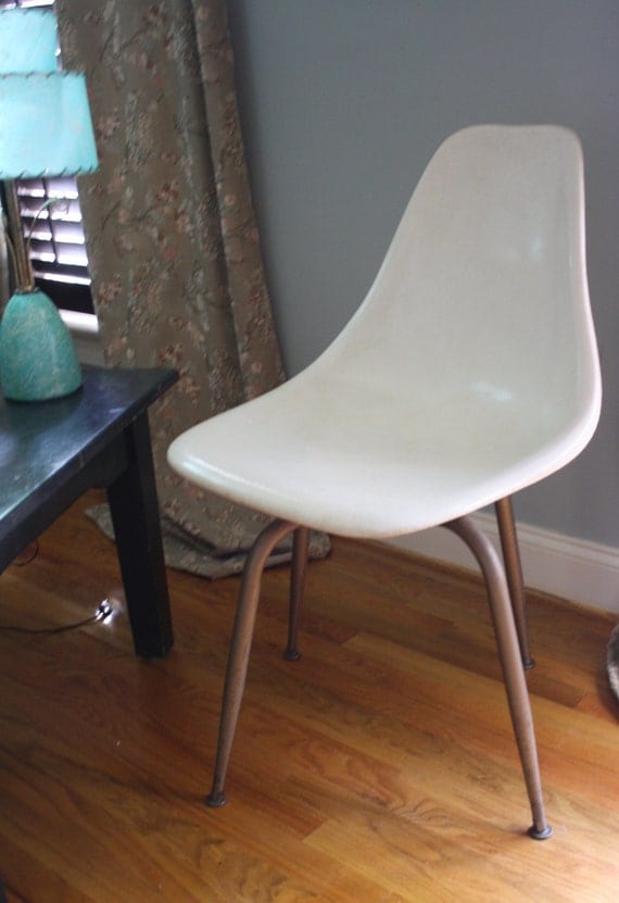 Mid Century Fiberglass Molded Swivel Eames Style Chair by gremlina