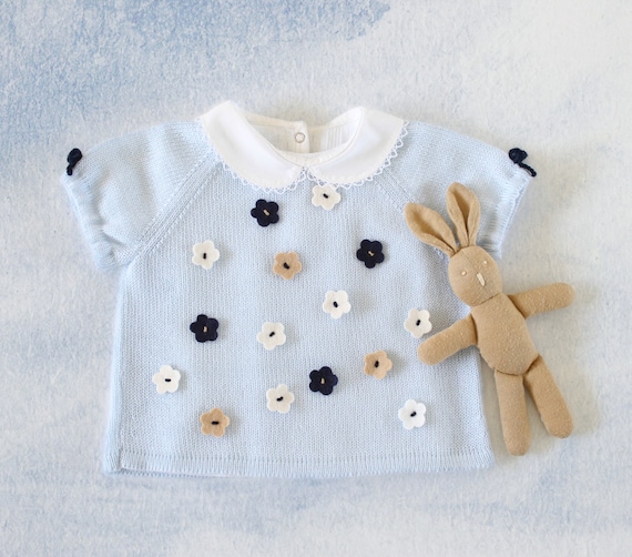 Knitted sweater with short sleeves and little felt flowers. Soft blue. 100% merino wool. READY TO SHIP size 1-3 months .