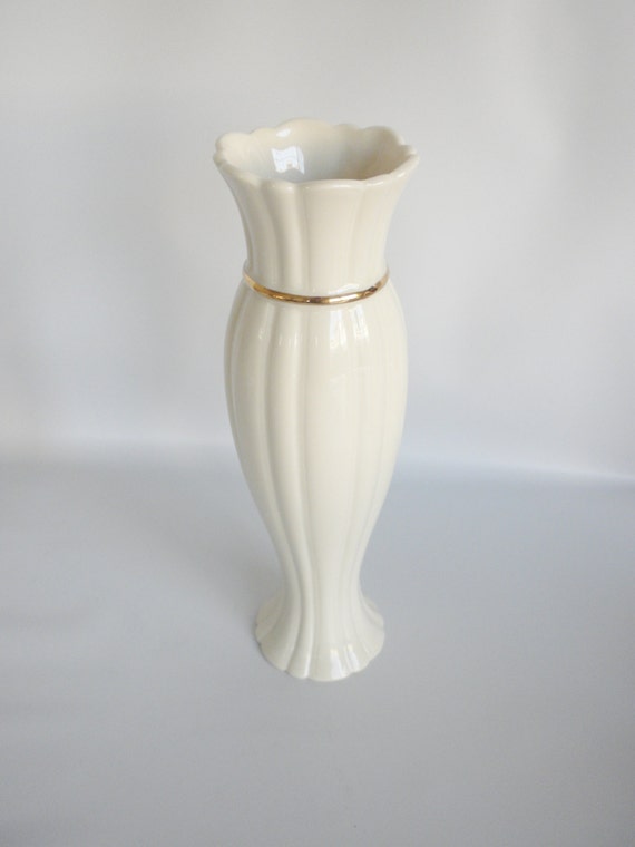 Lenox Ivory and Gold Vase Say It With Silk Lenox by oldandnew8