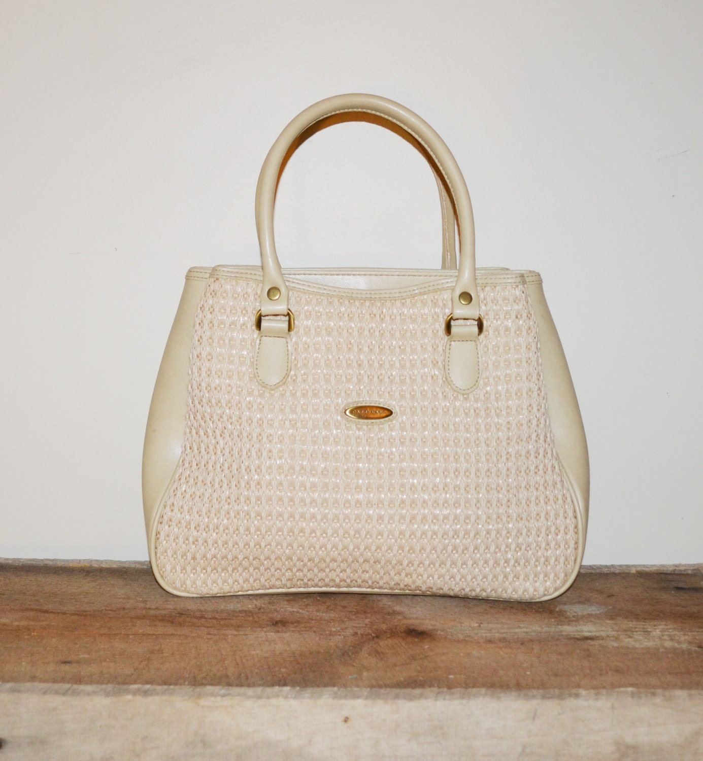 purse cream