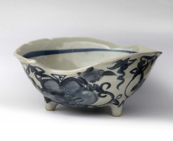 Knitting Pottery Bowl Yarn Bowl Footed Hand Painted in Blue