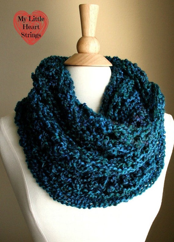 Items similar to Ocean Blue Infinity Scarf, Cowl Crochet Scarf {Deep ...