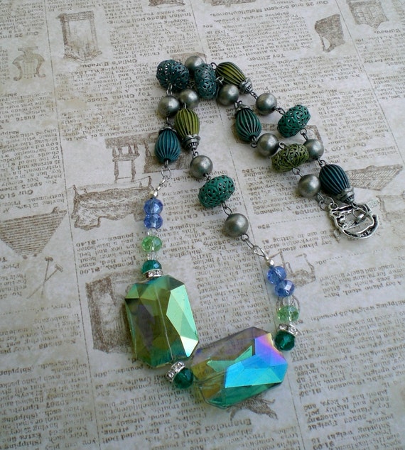 Antique Green Glass Ceramic and Crystal Bead Necklace