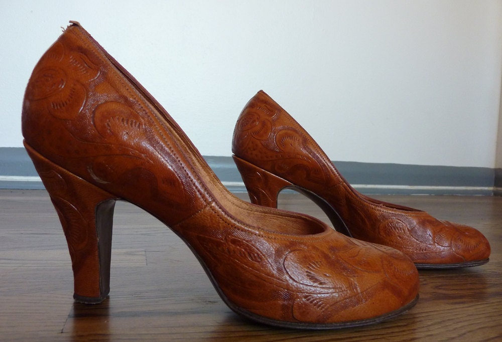 tooled leather pumps