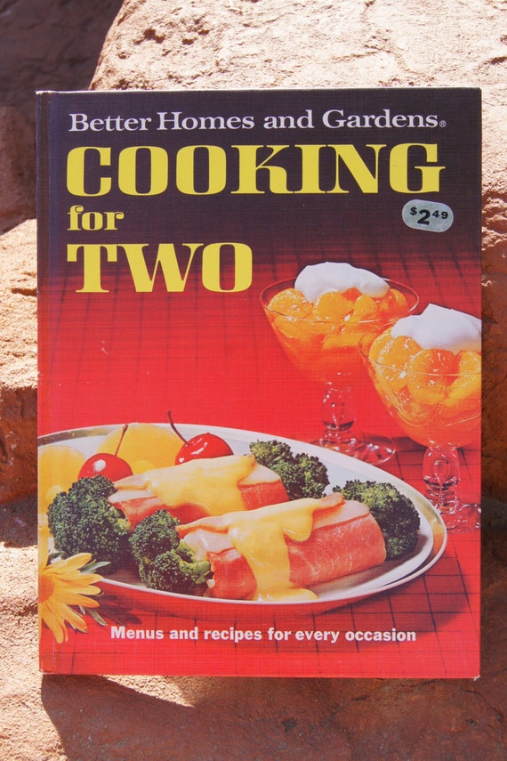 Better Homes and Gardens Cooking for Two. First Edition.