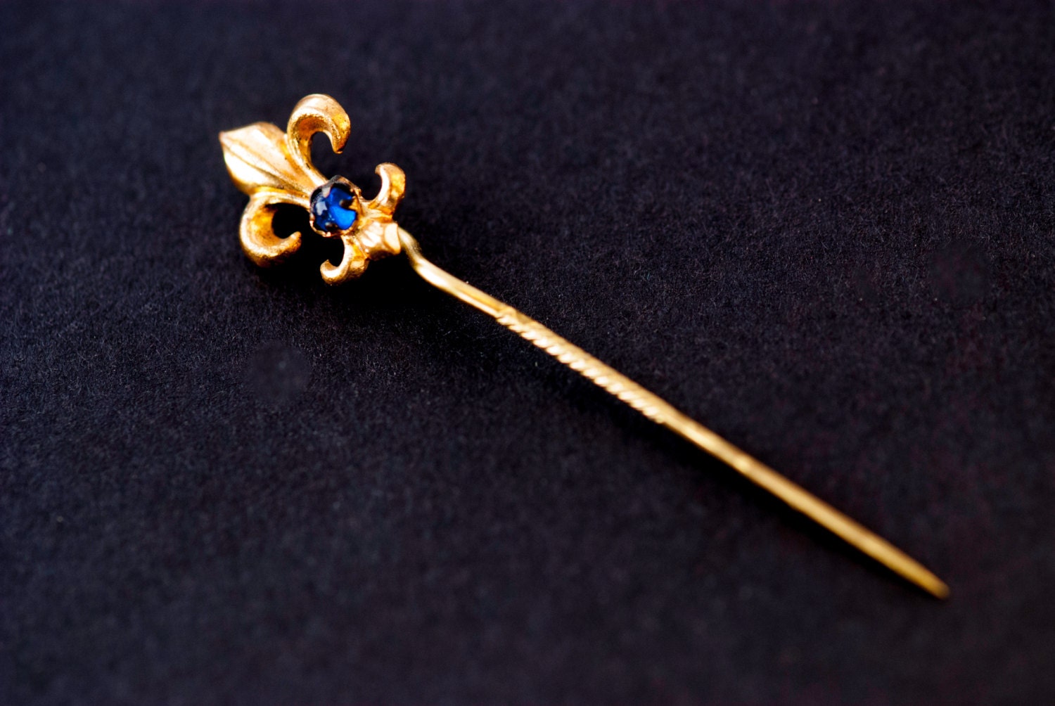 Sapphire Stick Pin Fleur de Lis Antique