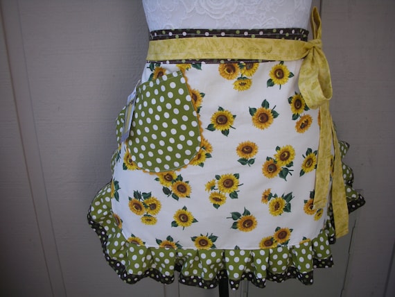 Super sweet sunflowers aprons green and yellow half apron to wear with sash and pocket