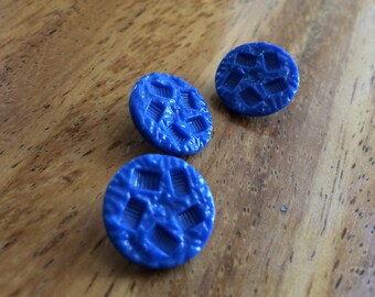 Blue Glass Buttons - Three/ 1930s Buttons / 1940s Buttons / Vintage Glass Buttons / Vintage Sewing Notions / Vintage Sewing Supplies