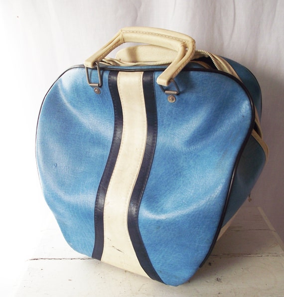 Vintage Bowling Ball Bag Brunswick Blue and White c. 1960s