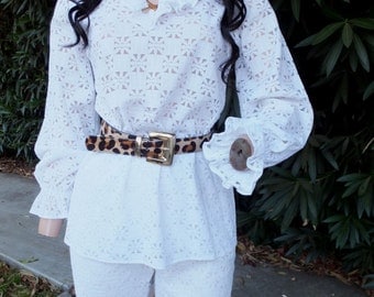Vintage Pantsuir, 1970s White Lace Pantsuit by Frank Lee, Highwaisted Pants, Flared Leg, Summer Pantsuit, Boho Gypsy
