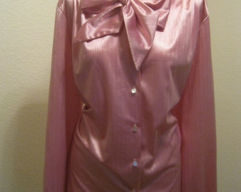 Vintage mauve rose tie neck blouse, pink tie/ bow secretary blouse, professional pink suit blouse, retro mauve blouse size Large Union label