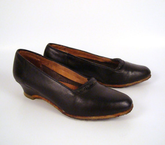 good runners for wide feet