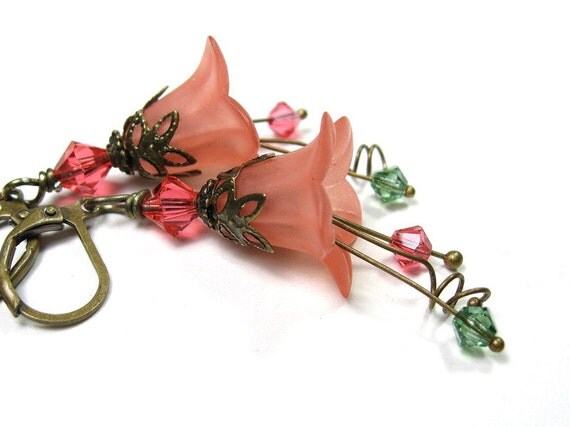 Flower Earrings, Hemlock, Erinite, Peach, Cayenne, Swarovski, Feminine, Vintage Style, Womens Accessories, Pantone Spring, Gifts For Mom