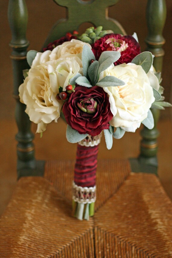 burgundy and cream wedding bouquet