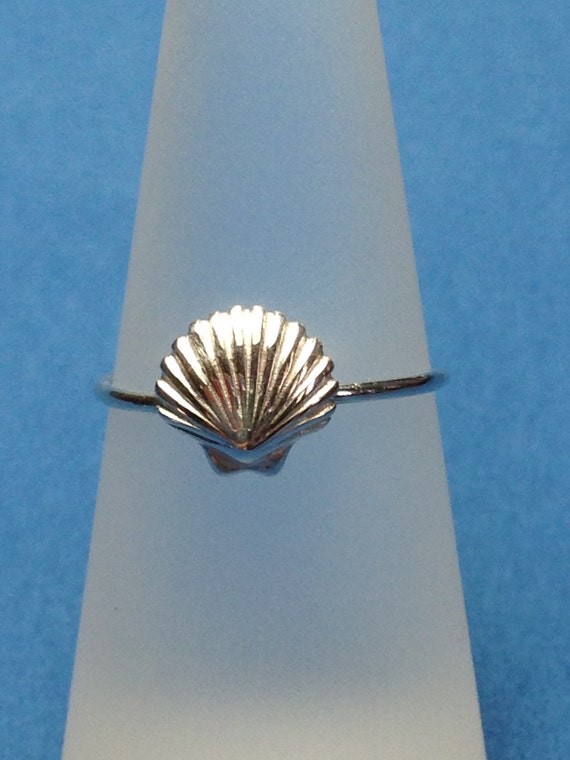 Items similar to Seashell Ring Sterling Silver on Etsy