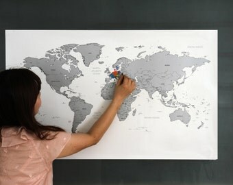 Scratch Off World Map Version 2 - Gold / Silver