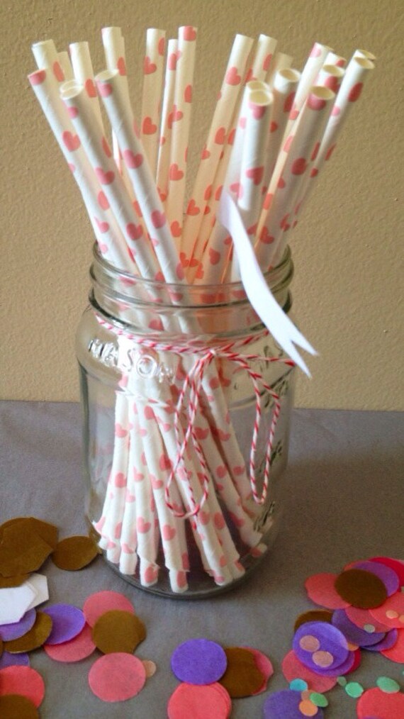 25 Light Pink Heart Straws Striped Paper Straws by SimplyNesting
