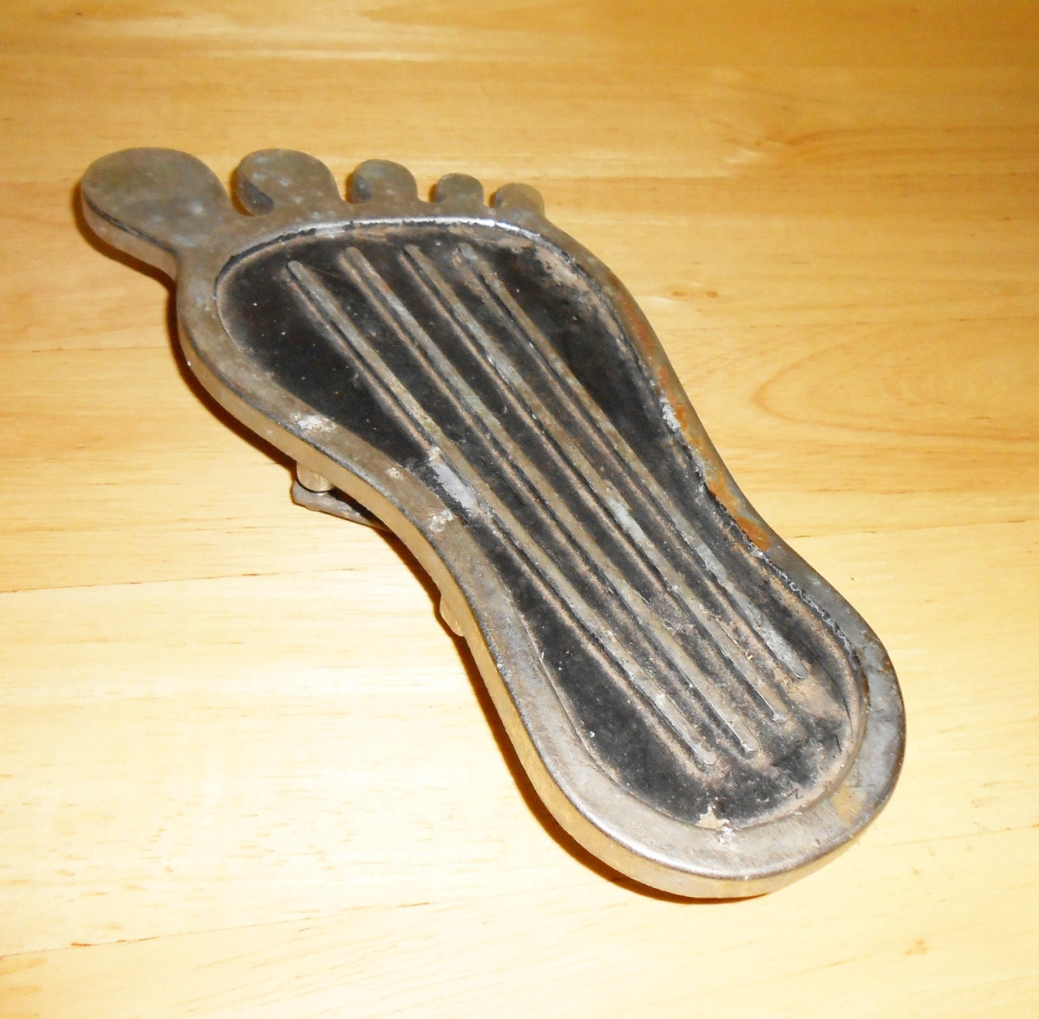 1970s Bigfoot Bare-Foot Gas Pedal Cal-Custom P/N 4303-4020