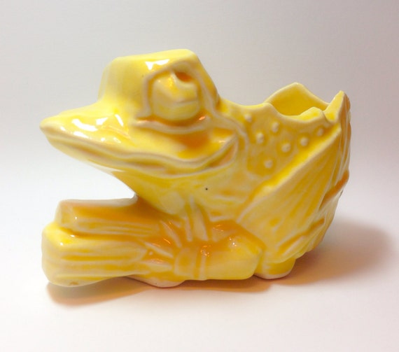 Vintage ceramic frog vase planter. by tompkinsoriginal on Etsy