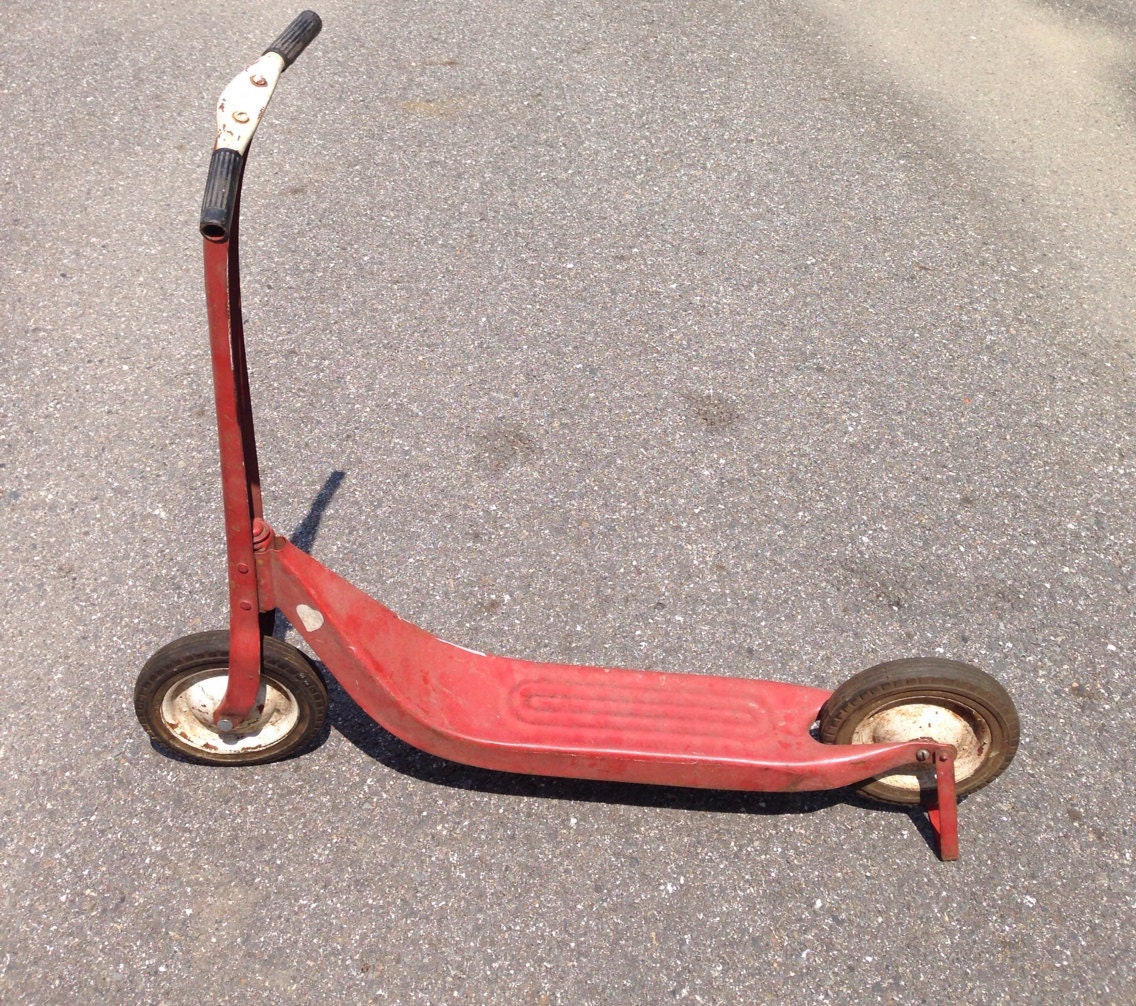 Vintage Metal Toy Sports Scooter red with hand painted white