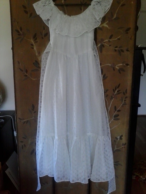 70s white lacy maxi gypsy / boho wedding dress