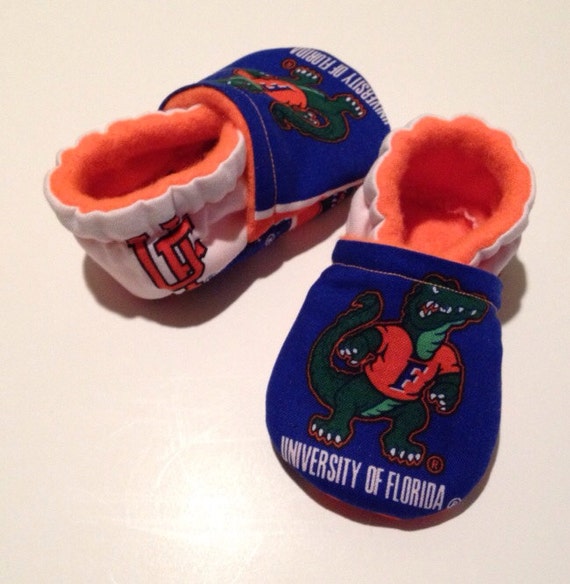 University of Florida Gators Cloth Baby Booties Shoes by saluna