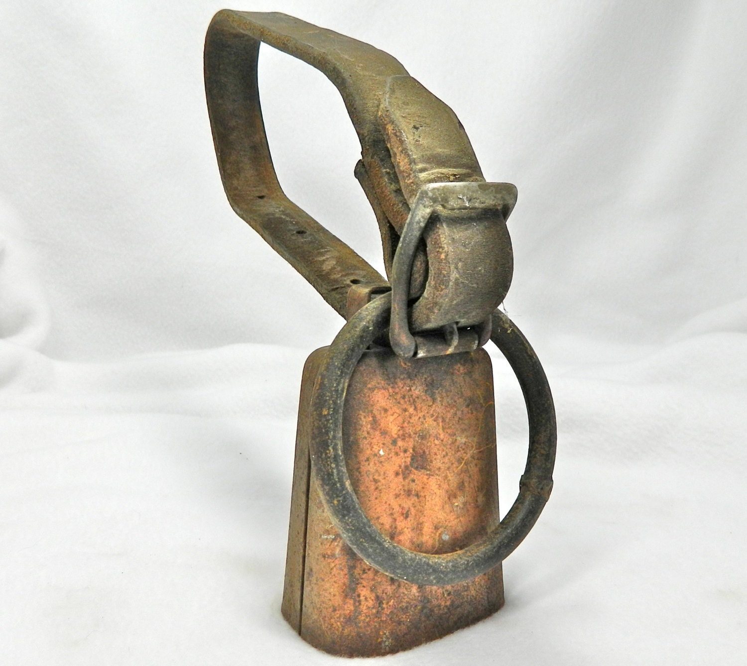 Vintage rusty cow bell with collar primitive cow bell and