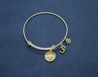 Popular items for zodiac bracelets on Etsy