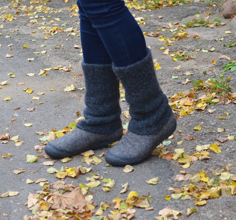 Felted wool slipper boots Grey organic wool felt by WoolenClogs