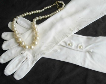 Popular items for Gloves with Pearls on Etsy