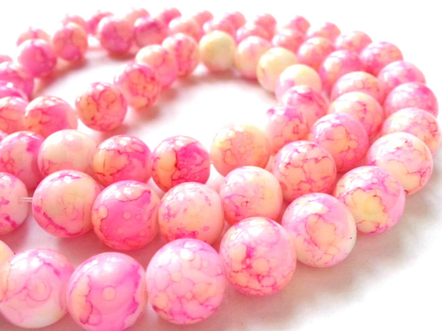 SALE 10mm Round Glass Beads Marbled Pink Yellow by Aingealism