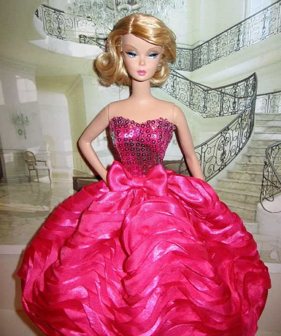 preferably pink silkstone barbie « Helen's Doll Saga