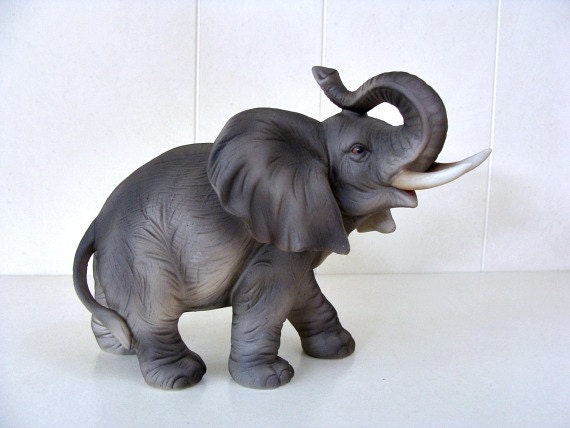 lefton elephant figurine