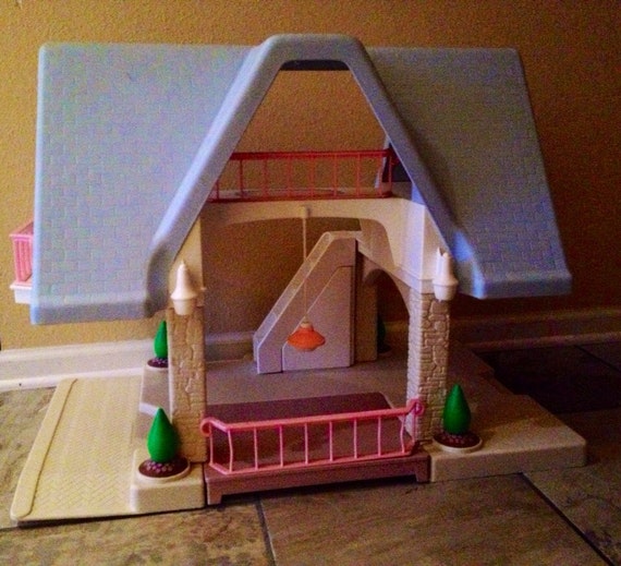 little tikes pink dollhouse with blue roof