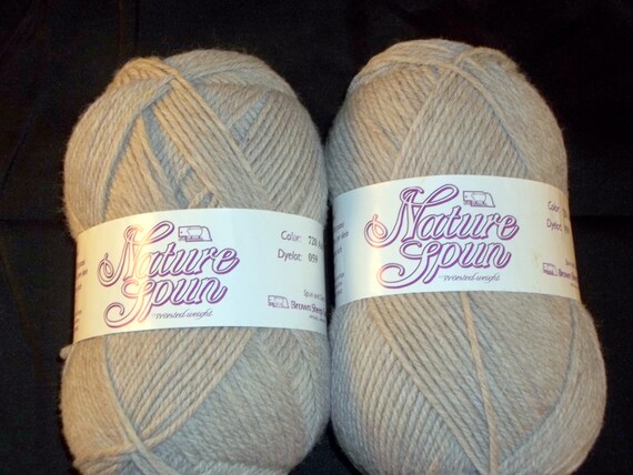 Nature Spun Worsted Weight Wool Yarn in Ash - 2 Skeins per Order - Gray Wool Yarn