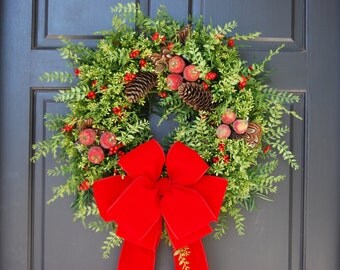 Popular items for Wreath with feathers on Etsy