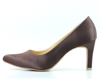 brown dress gold shoes