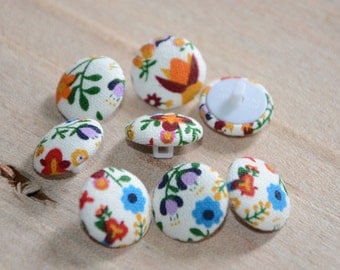 Fabric Buttons - Hungarian Floral Tulip Spring - 10 Small Fabric Covered Buttons