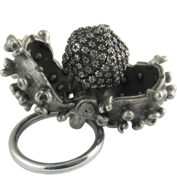 Virus Keychain - Herpes Virus, Virology Articulating Keychain, Microbiology, Immunololgy